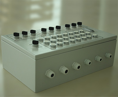 礦井下兩大控制保護(hù)設(shè)備：礦用可編程控制箱和防爆操作臺(tái)，實(shí)現(xiàn)無(wú)人值守